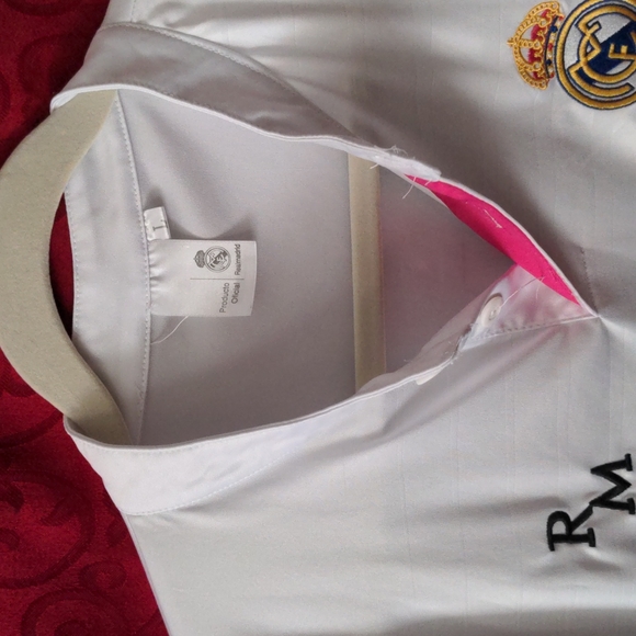 Men's Soccer Jersey size Large Real Madrid - Picture 5 of 7